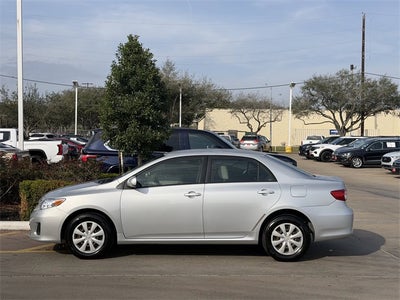 2011 Toyota COROLLA LE