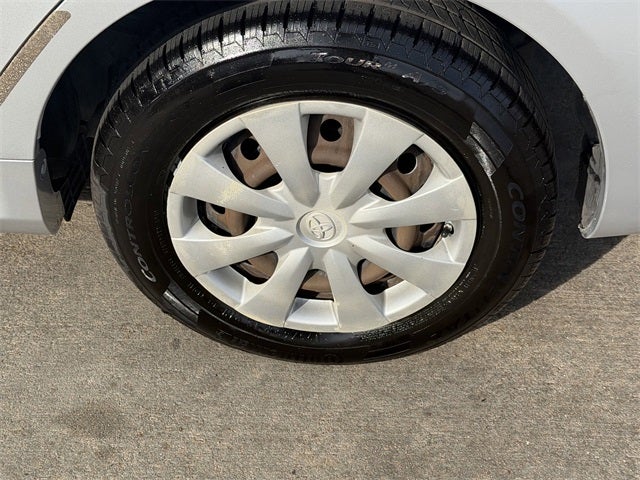 2011 Toyota COROLLA LE