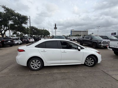2021 Toyota COROLLA LE