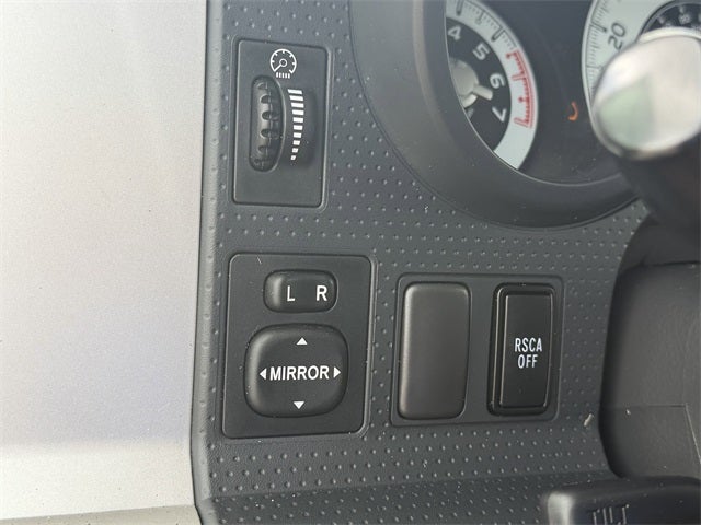 2012 Toyota FJ CRUISER Base