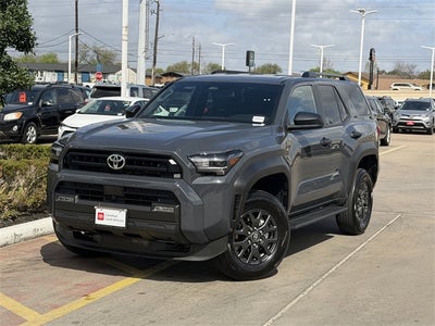 2025 Toyota 4RUNNER SR5