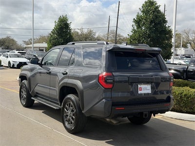 2025 Toyota 4RUNNER SR5