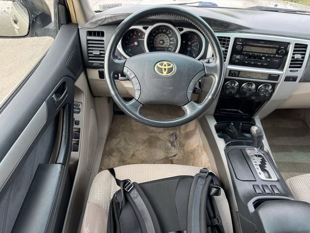 2004 Toyota 4RUNNER SR5