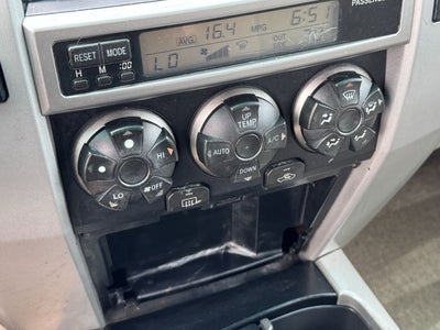 2004 Toyota 4RUNNER SR5