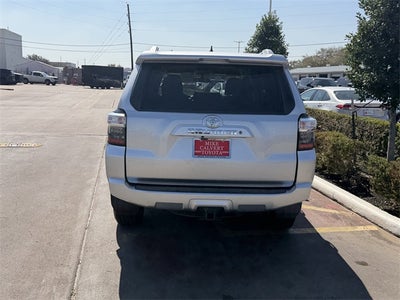 2018 Toyota 4RUNNER SR5
