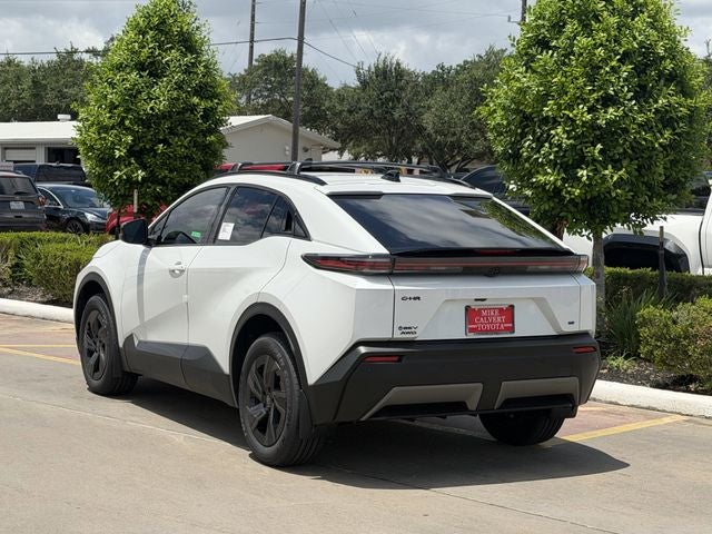 2026 Toyota C-HR SE