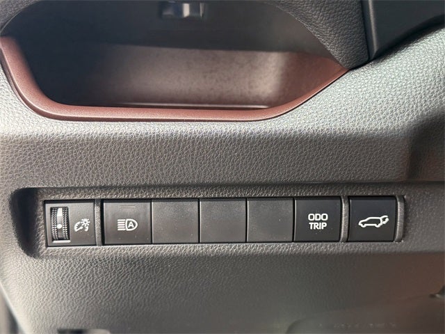 2025 Toyota RAV4 HYBRID Limited