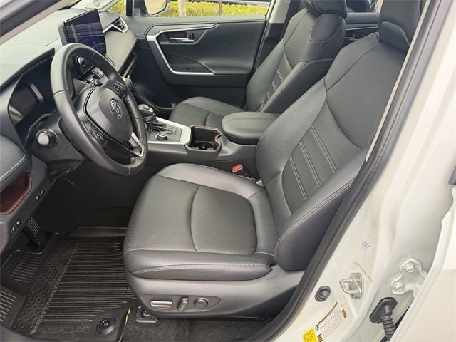 2025 Toyota RAV4 HYBRID Limited