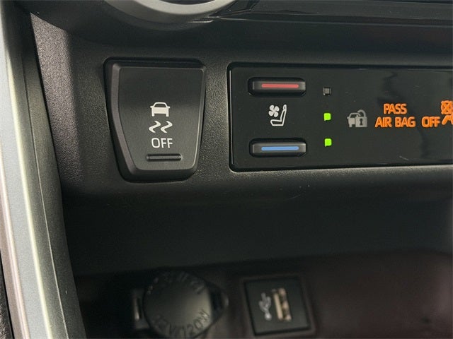 2025 Toyota RAV4 HYBRID Limited