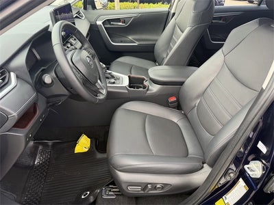 2025 Toyota RAV4 HYBRID Limited