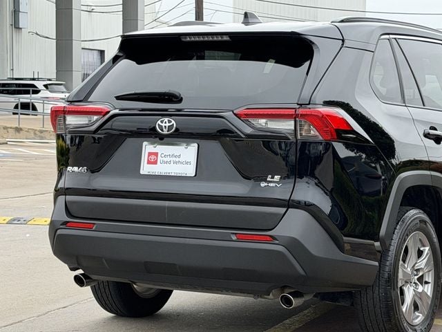 2025 Toyota RAV4 HYBRID LE