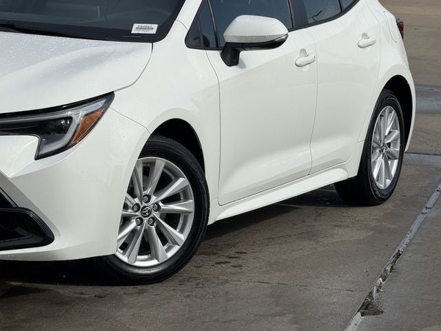 2025 Toyota COROLLA HATCHBACK SE