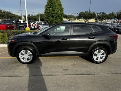 2025 Chevrolet Trax LS