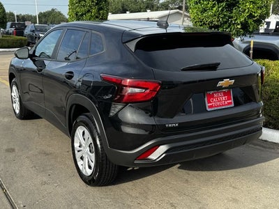 2025 Chevrolet Trax LS