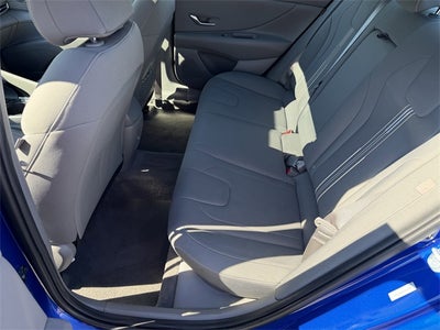 2025 Hyundai Elantra SEL Convenience