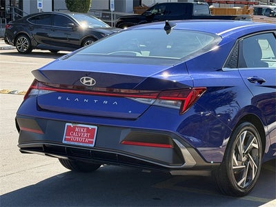 2025 Hyundai Elantra SEL Convenience