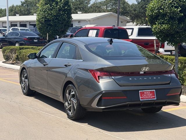 2025 Hyundai Elantra SEL Convenience