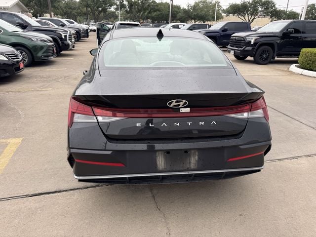 2025 Hyundai Elantra SEL Convenience
