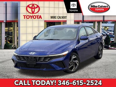 2025 Hyundai Elantra SEL Convenience