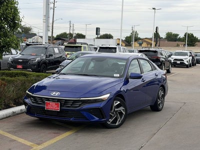 2025 Hyundai Elantra SEL Convenience