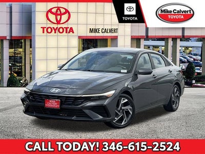 2025 Hyundai Elantra SEL Convenience