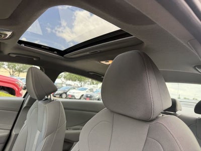 2025 Hyundai Elantra SEL Convenience