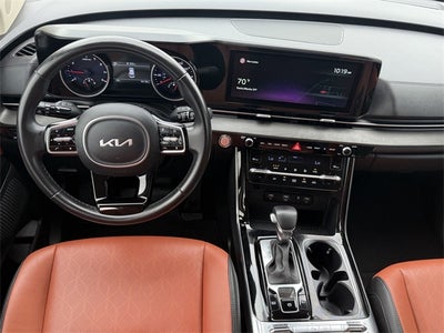 2022 Kia Carnival SX