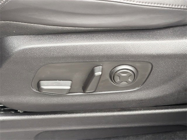 2022 Kia Carnival SX