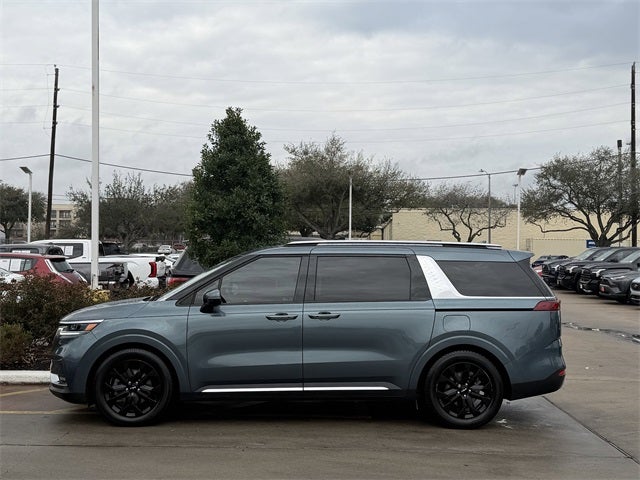 2022 Kia Carnival SX