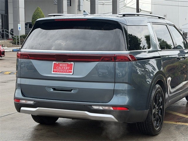 2022 Kia Carnival SX