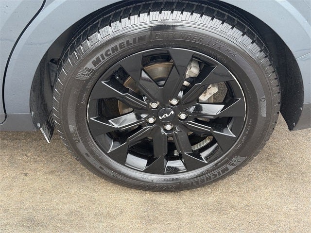 2022 Kia Carnival SX