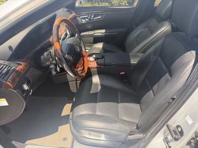 2010 Mercedes-Benz S-Class S 550