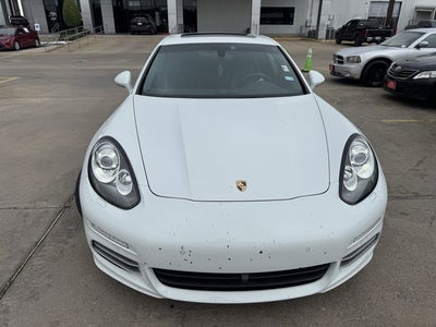 2016 Porsche Panamera 4