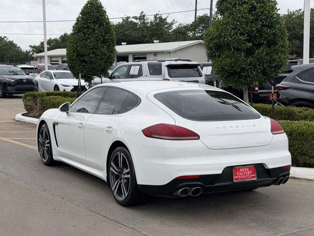 2016 Porsche Panamera 4