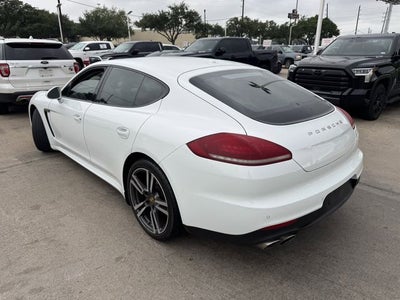2016 Porsche Panamera 4