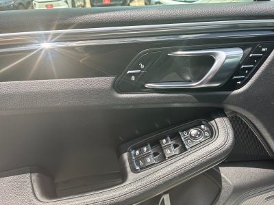2018 Porsche Macan Base