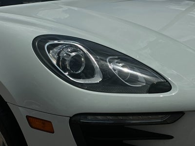 2018 Porsche Macan Base