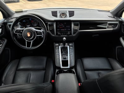 2018 Porsche Macan Base
