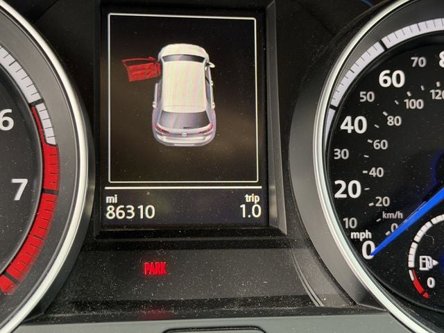 2016 Volkswagen Golf R DCC & Navigation 4Motion 4Motion