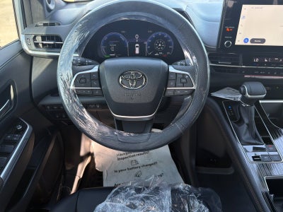 2026 Toyota Sienna Woodland Edition