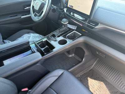 2026 Toyota Sienna Woodland Edition