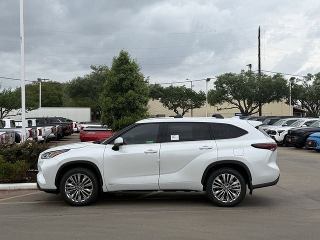 2026 Toyota Highlander Hybrid Hybrid Platinum