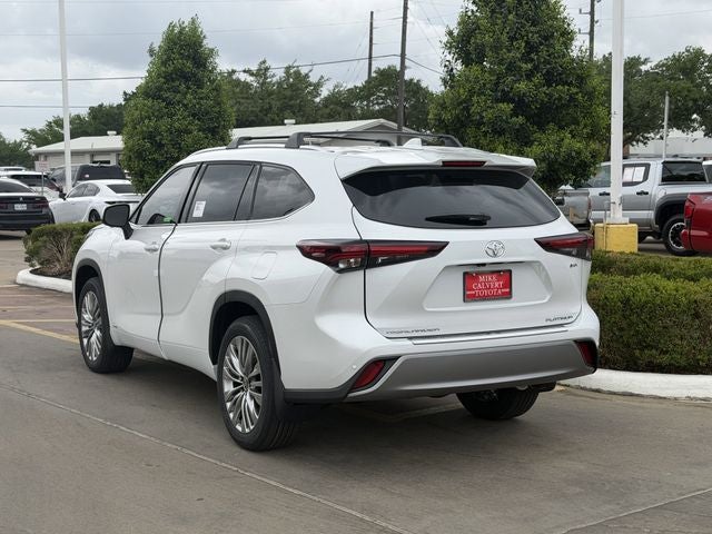 2026 Toyota Highlander Hybrid Hybrid Platinum