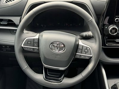 2026 Toyota Highlander XSE