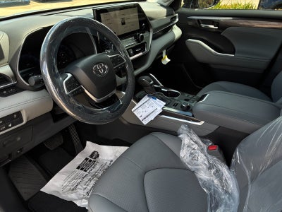 2026 Toyota Highlander Limited