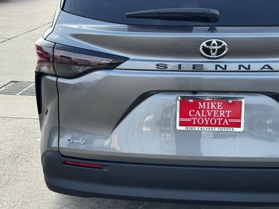 2026 Toyota Sienna LE