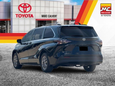 2026 Toyota Sienna LE