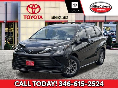 2026 Toyota Sienna LE