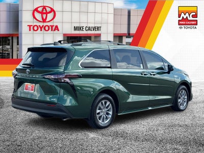 2026 Toyota Sienna XLE