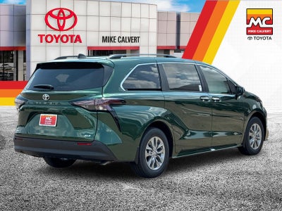 2026 Toyota Sienna XLE